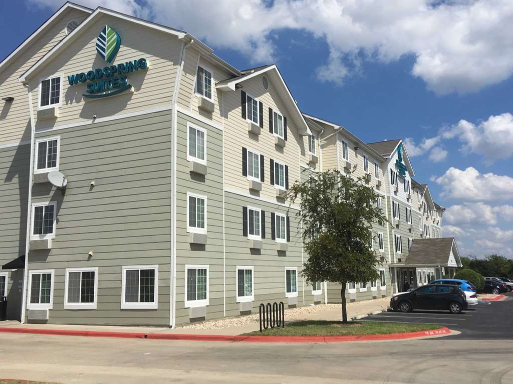 Woodspring Suites Omaha Bellevue, An Extended Stay Hotel エクステリア 写真