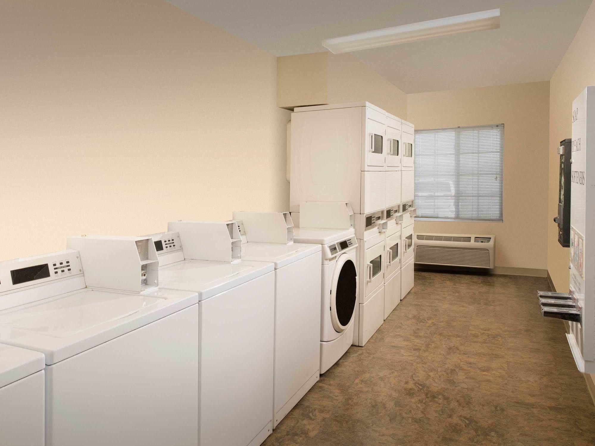 Woodspring Suites Omaha Bellevue, An Extended Stay Hotel エクステリア 写真
